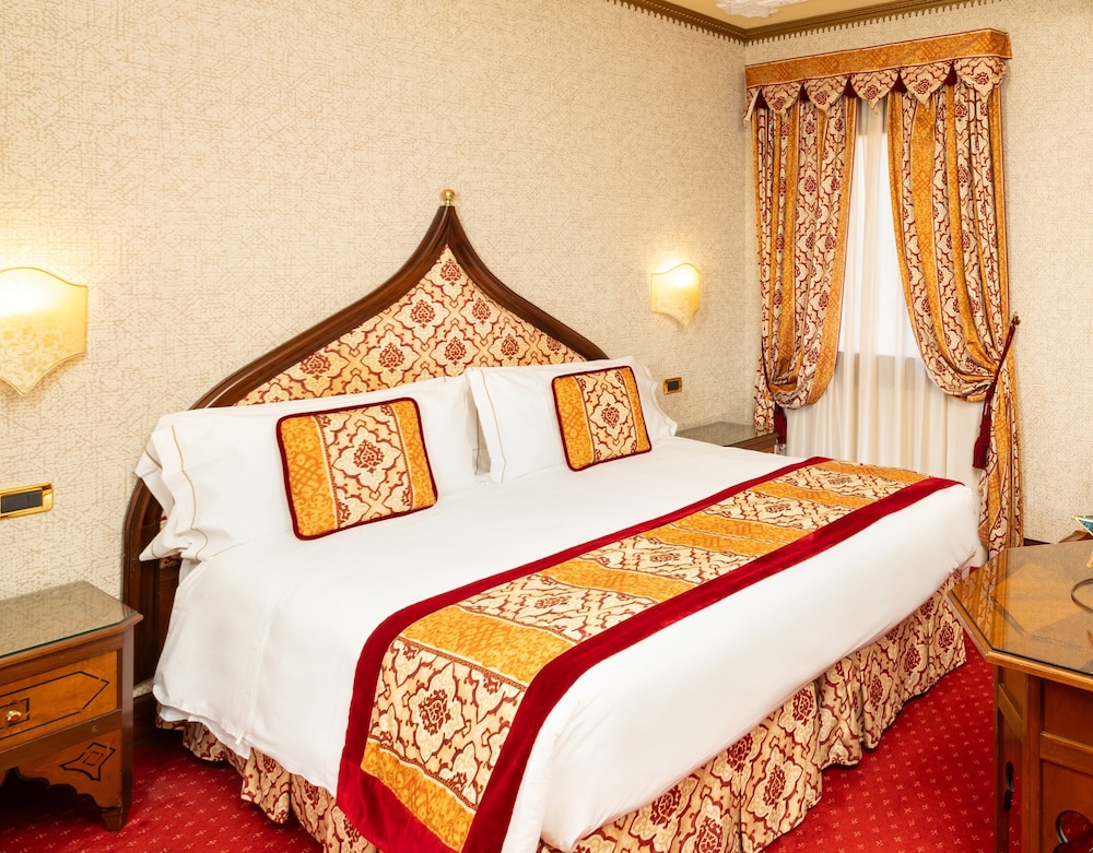 Classic Double or Twin Room