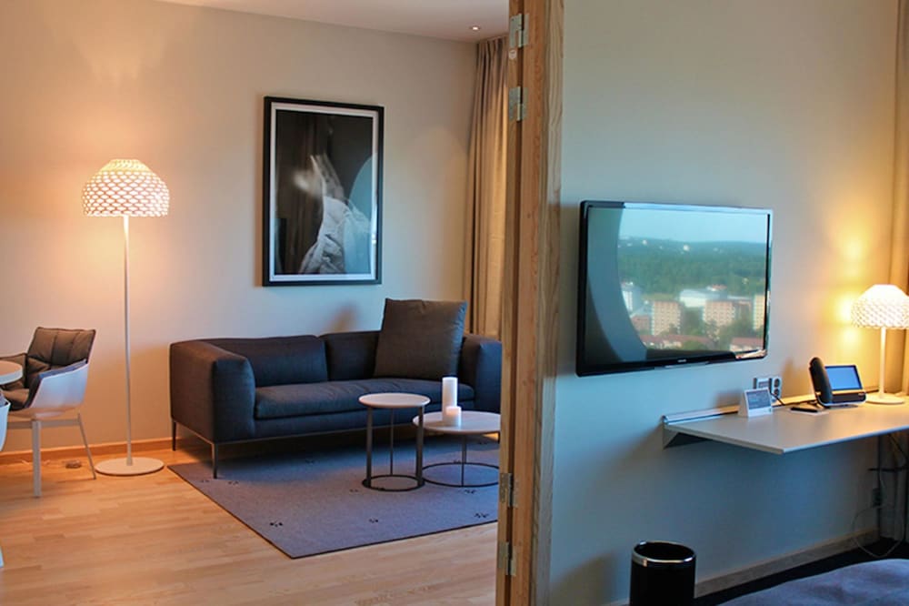 Studio Suite, 1 Double Bed, Non Smoking photo 2