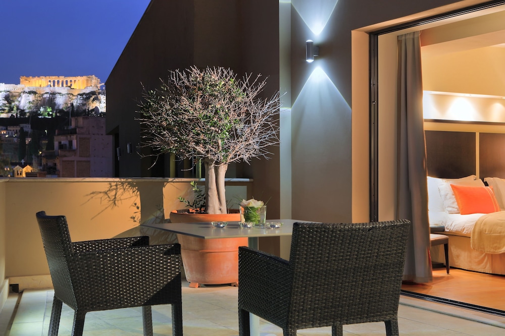 Basic Suite (Acropolis View)
