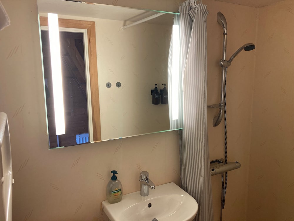 Standard Cabin, Non Smoking, Garden View photo 2