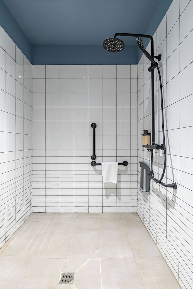 Standard Apartment, Accessible - Photo 9