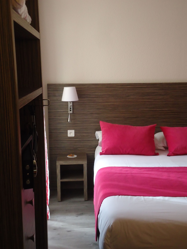 Triple Room - Photo 8