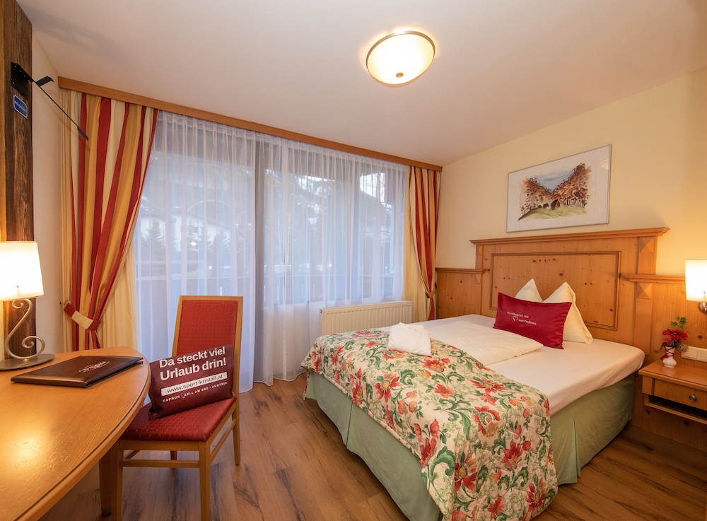 Single Room, Balcony, Mountain View photo 2