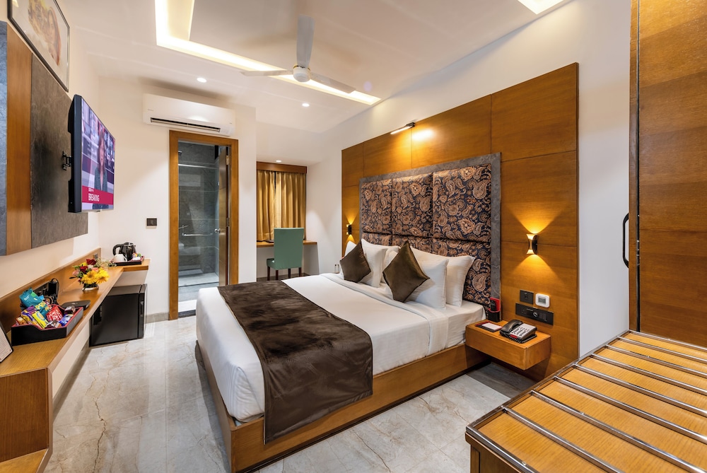 Deluxe Room, City View photo 1