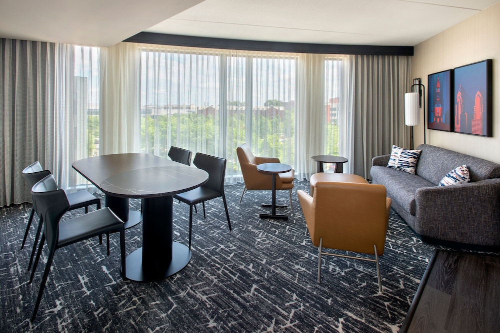 Suite, 1 Bedroom thumbnail 5