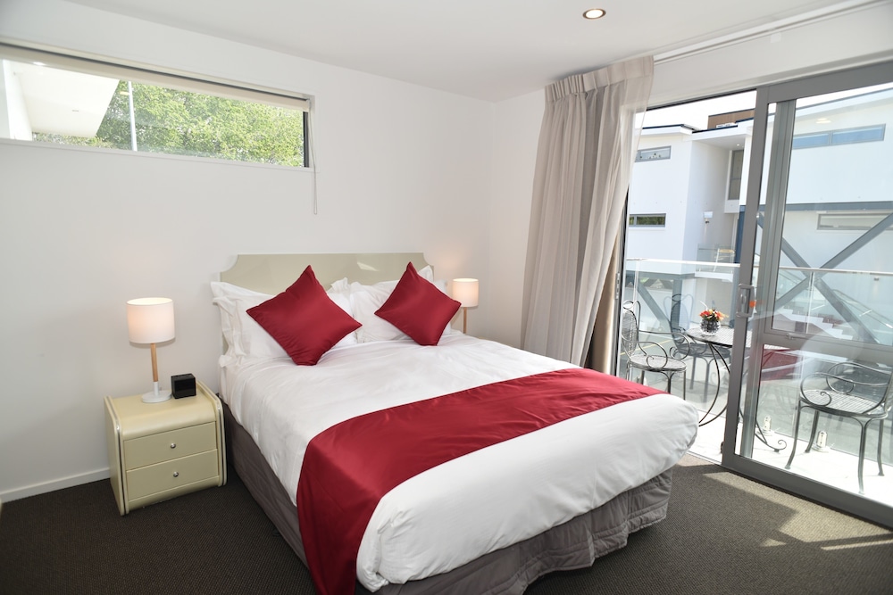 Suite, 1 Bedroom, City View