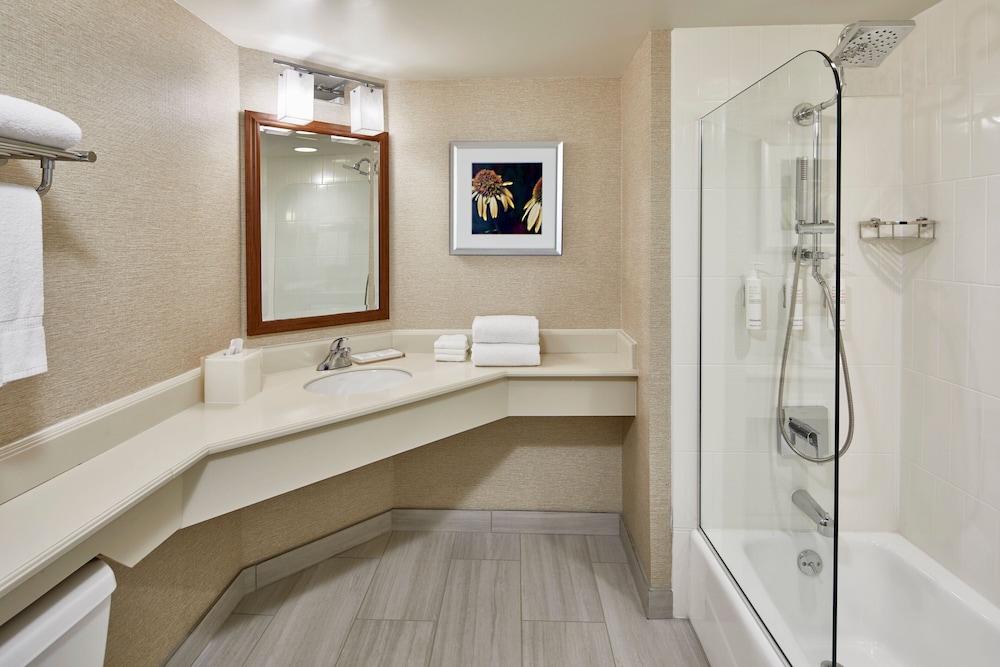 Deluxe Room, 2 Double Beds - Photo 4