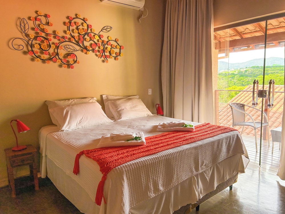 Comfort Room, Balcony, Mountain View