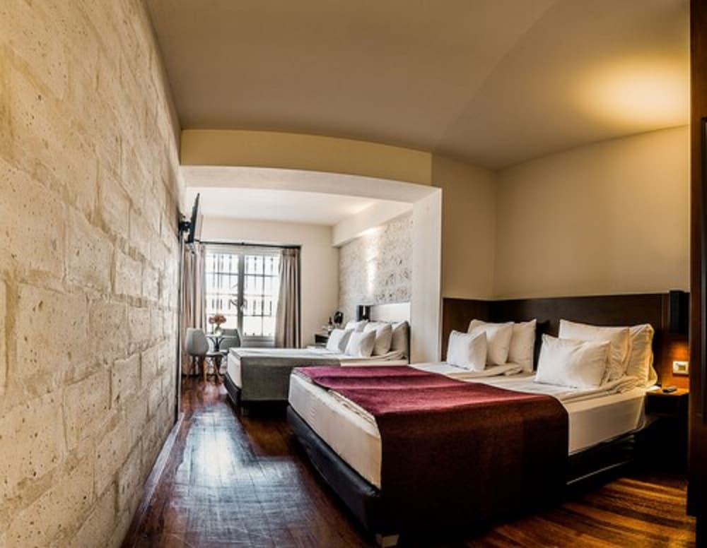 Classic Room, 2 Double Beds, Accessible