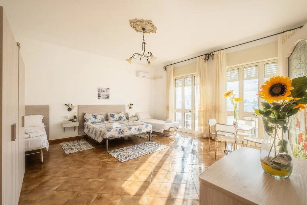 Room, 1 Bedroom, Smoking, Patio