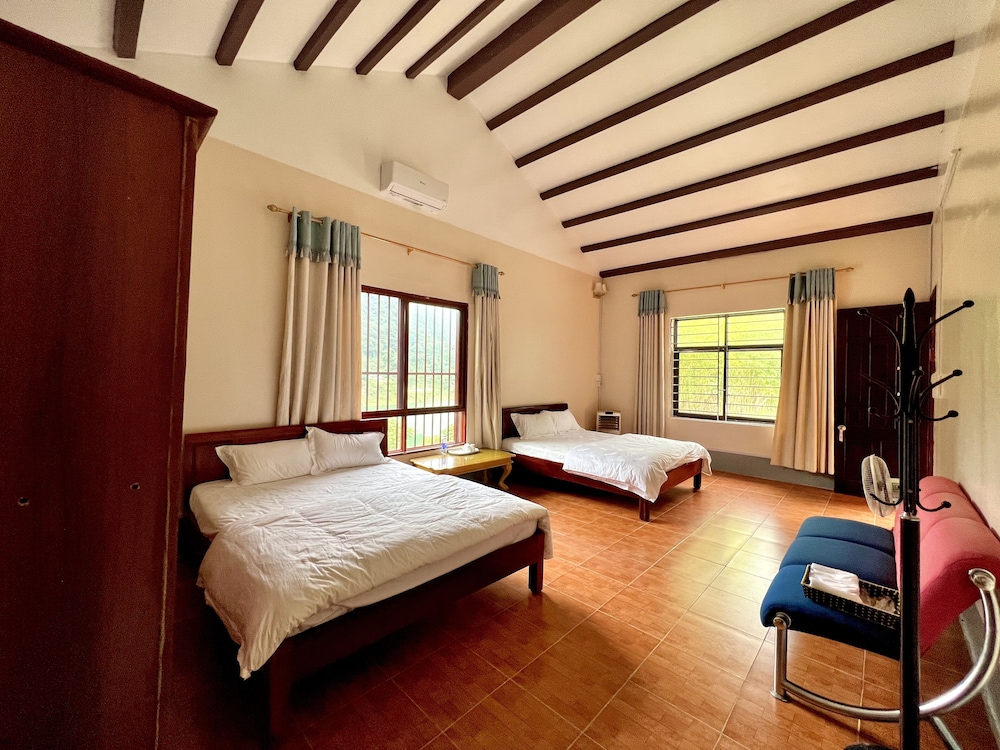 Deluxe Triple Room, Multiple Beds, Mountain View, Mountainside photo 1