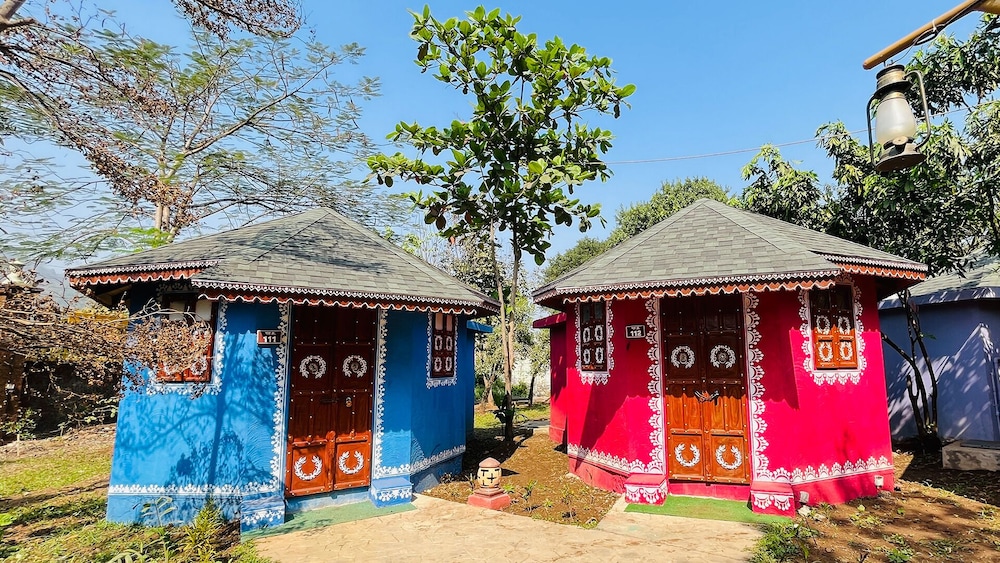 Hut Rooms