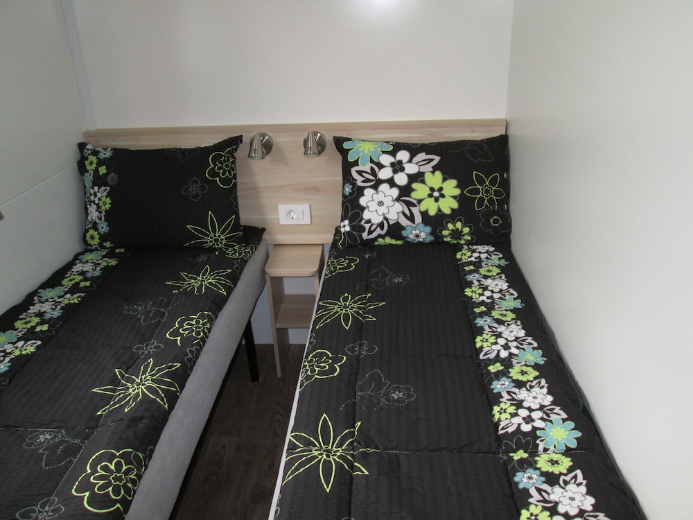 Family Mobile Home photo 3