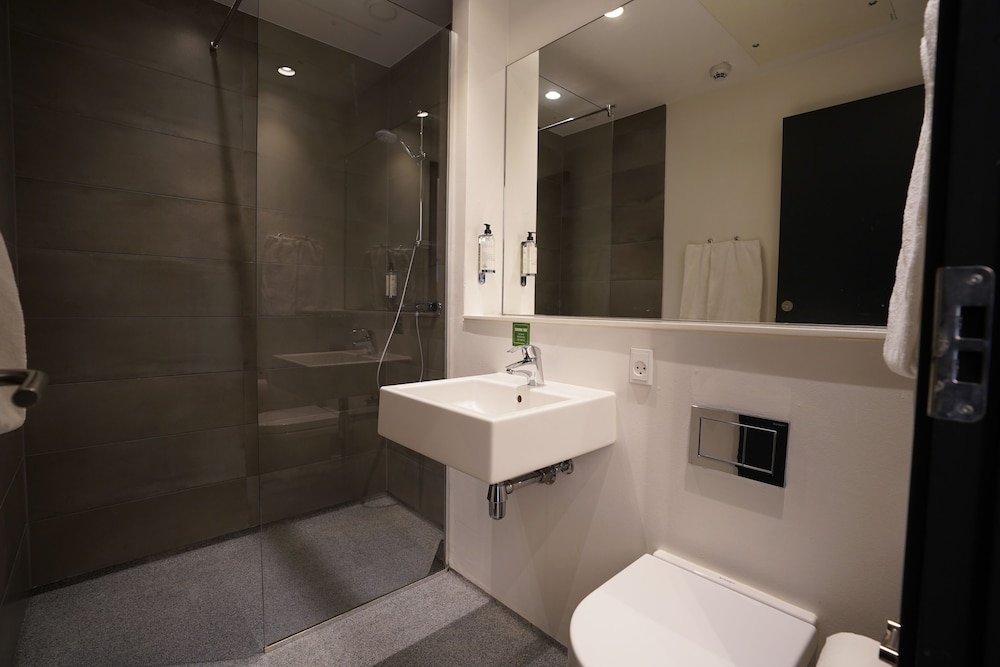 Double Room, Accessible