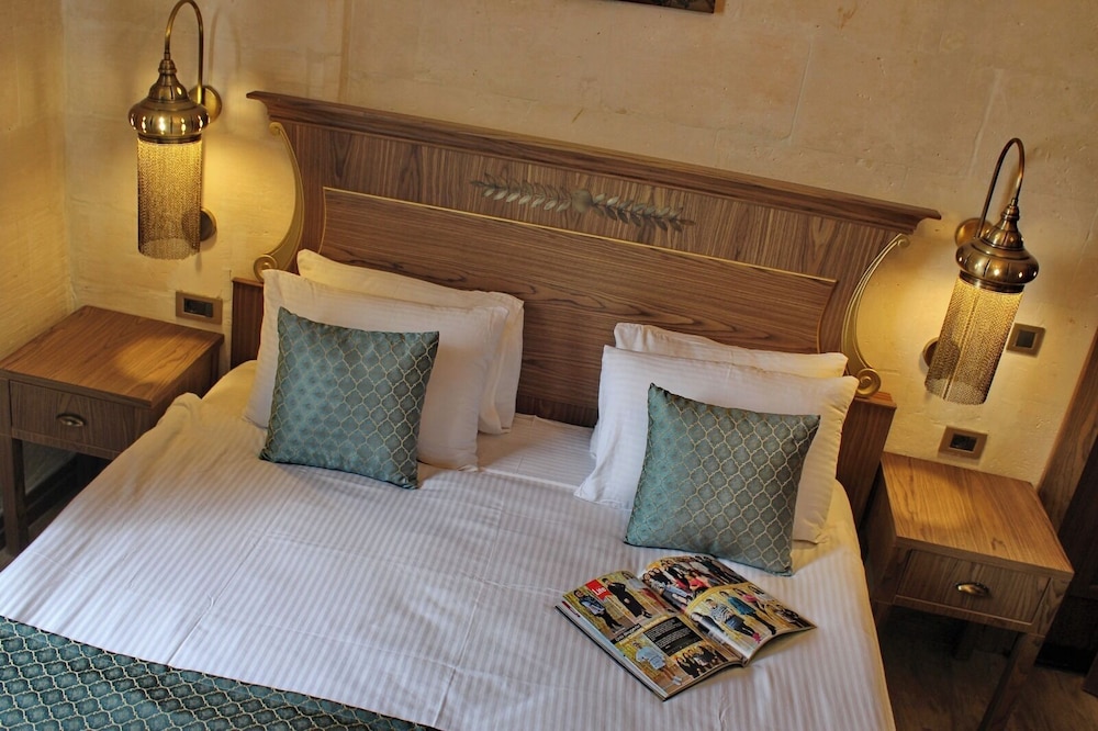 Panoramic Double Room With Balcony photo 2