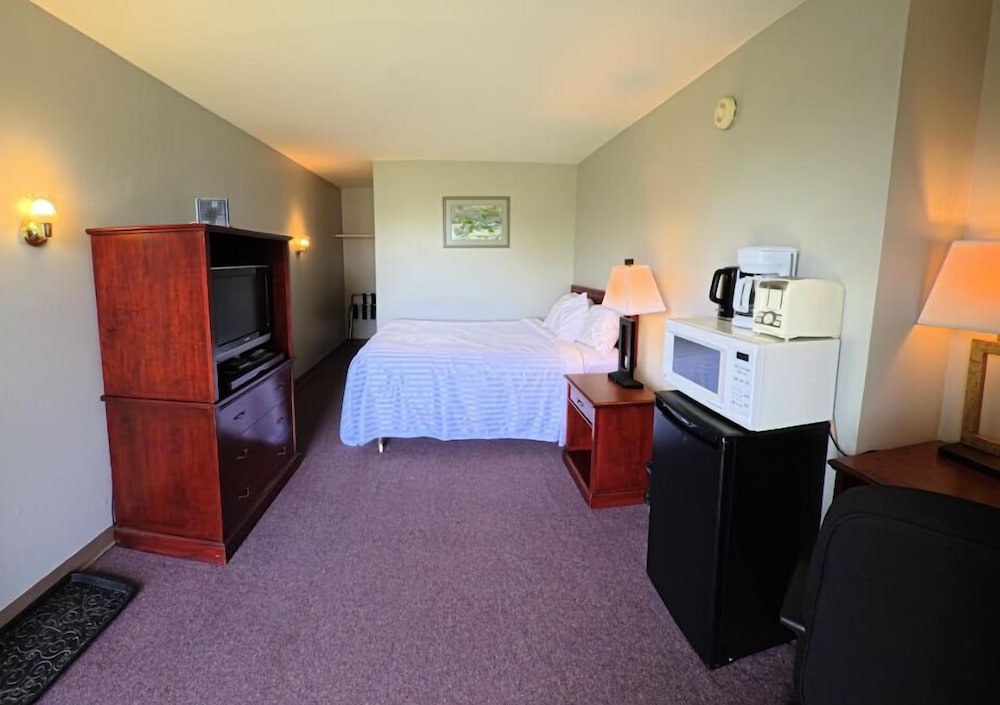Room, City View