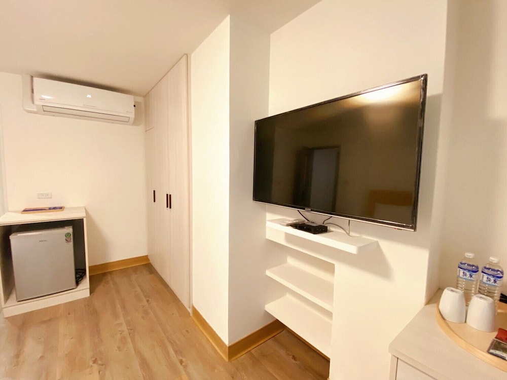 Deluxe Triple Room (no parking)