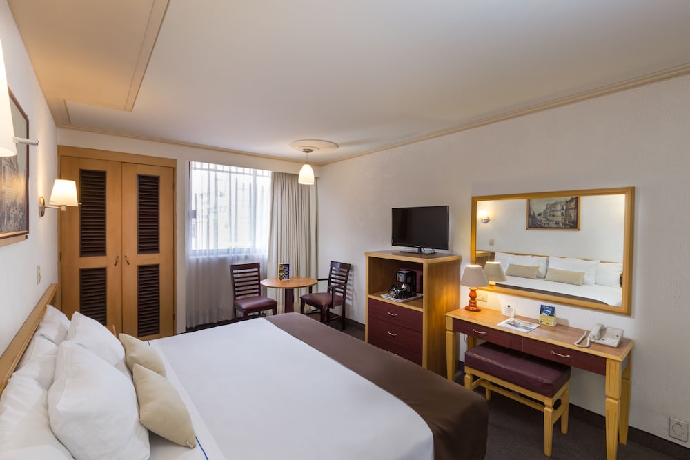 Basic Double or Twin Room - Photo 1