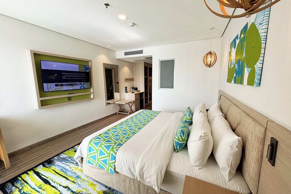 Executive Room, Bay View - Photo 3
