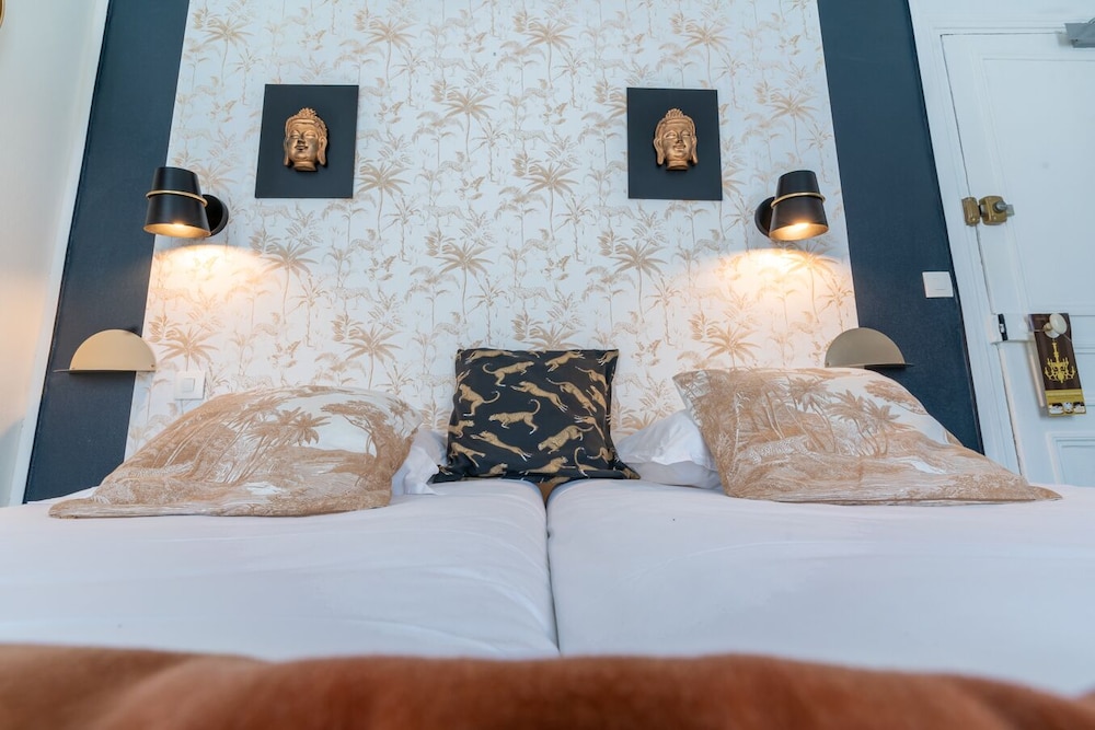 Standard Twin Room photo 2