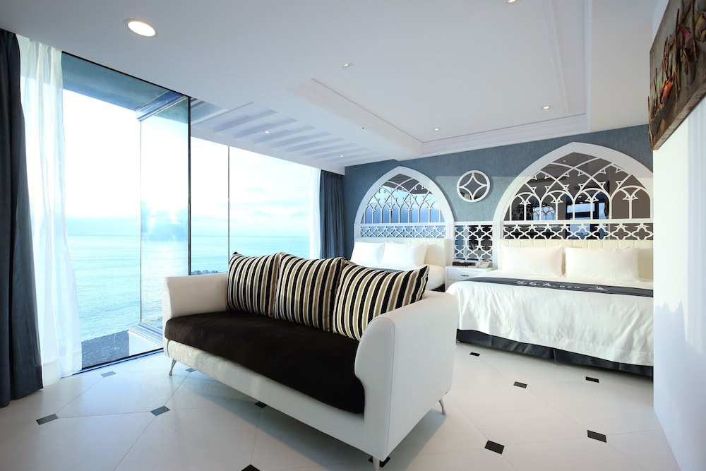 Presidential Suite photo 2