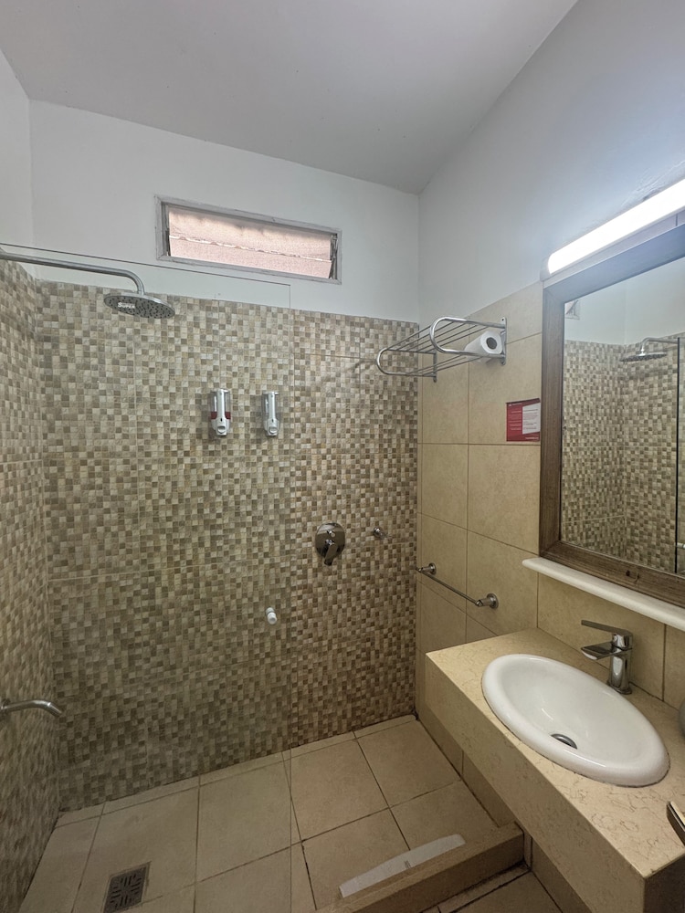 Superior Quadruple Room photo 3