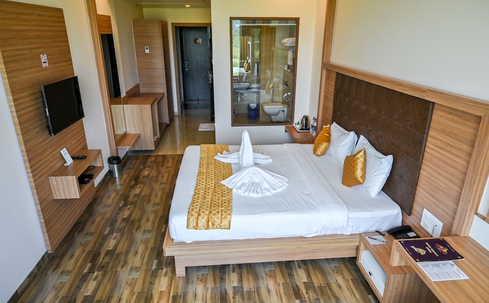 Executive Double Room, 1 King Bed - Photo 5