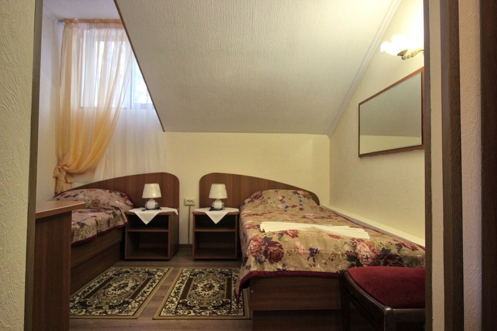 Economy Room photo 3