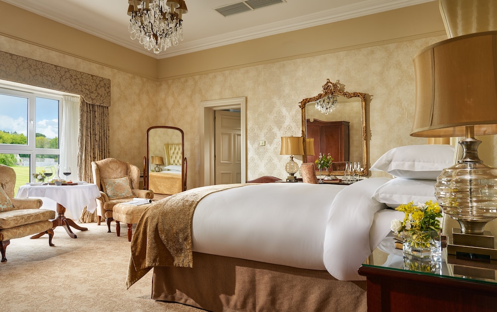 Traditional Suite - Photo 1