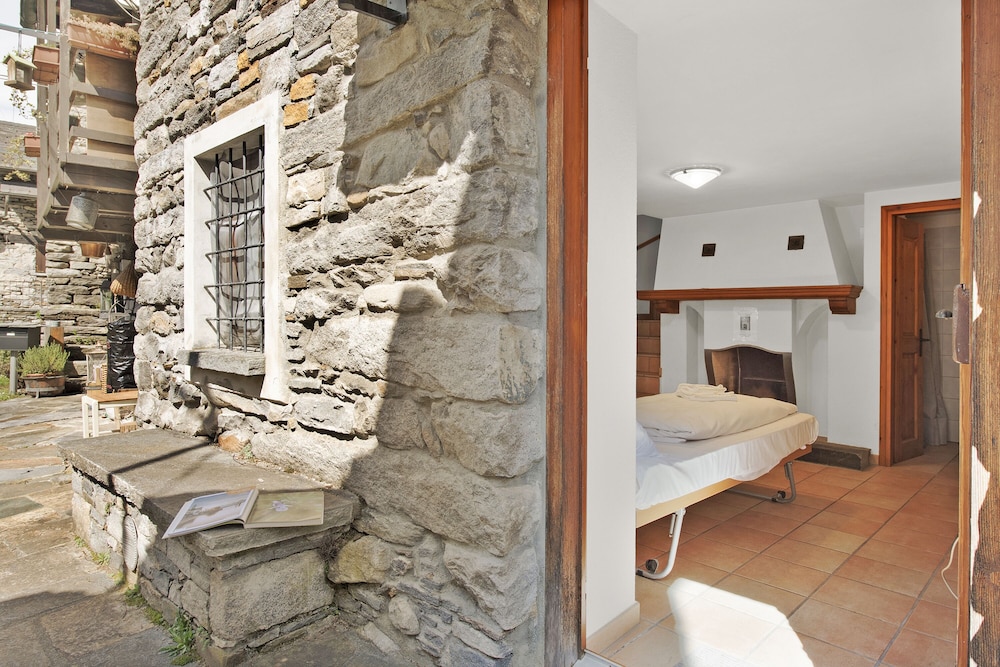 Standard Chalet, Multiple Bedrooms, 2 Bathrooms, Mountainside (Rustico Esterina) photo 2