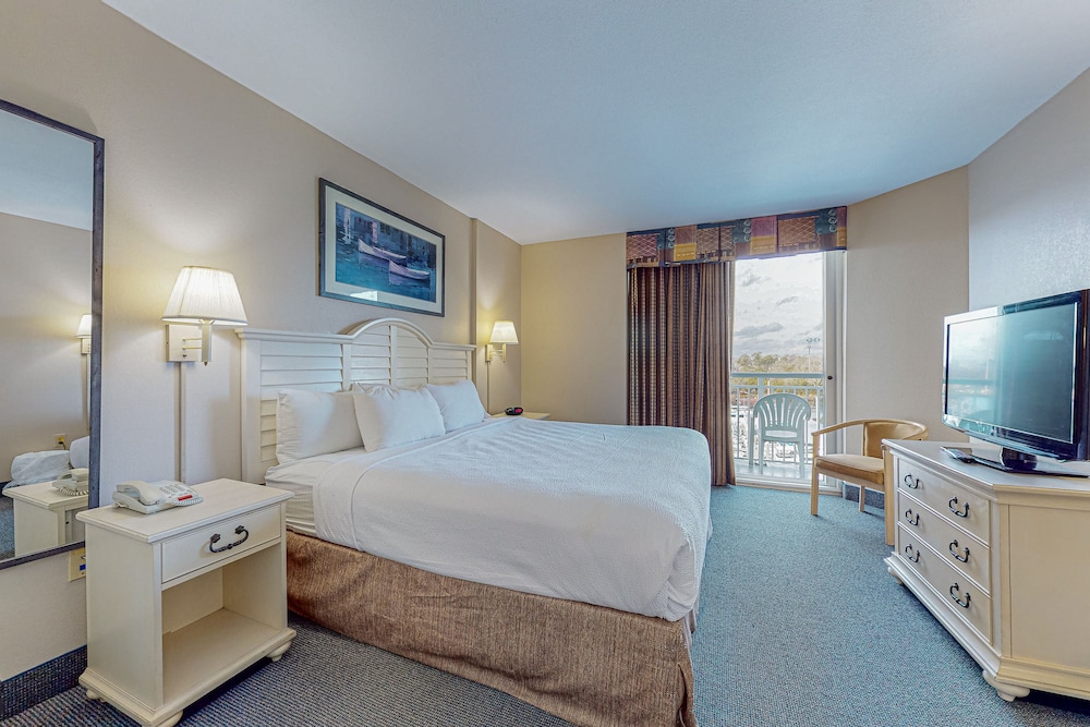 Suite, 3 Bedrooms photo 3