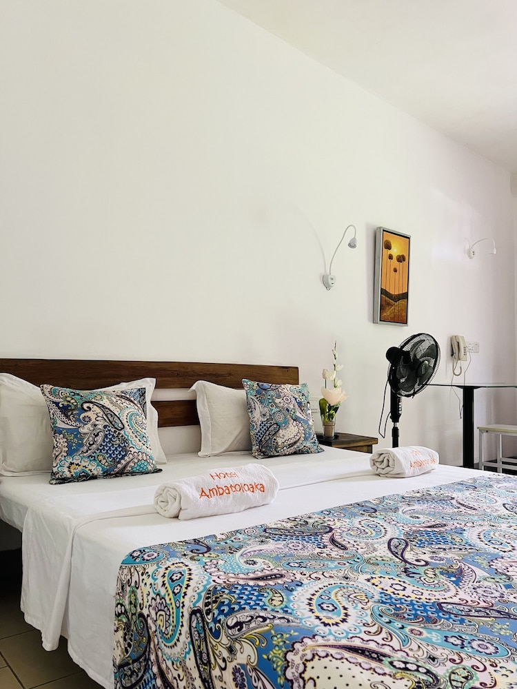 Standard Room, 1 Queen Bed, Mountain View photo 1
