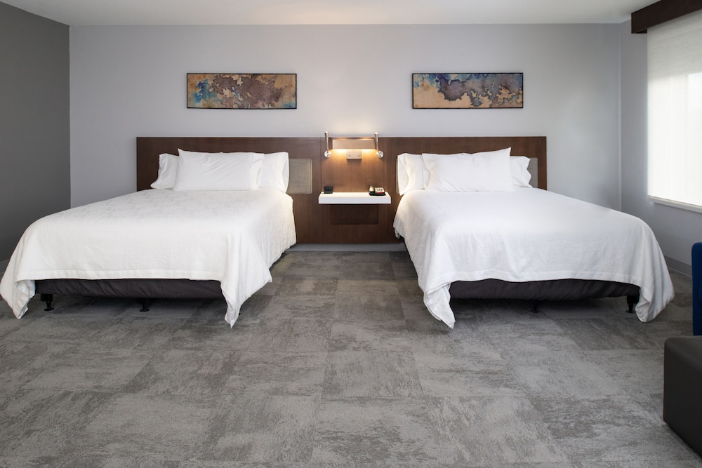 Suite, Two Queen Beds, Accessible - Photo 3