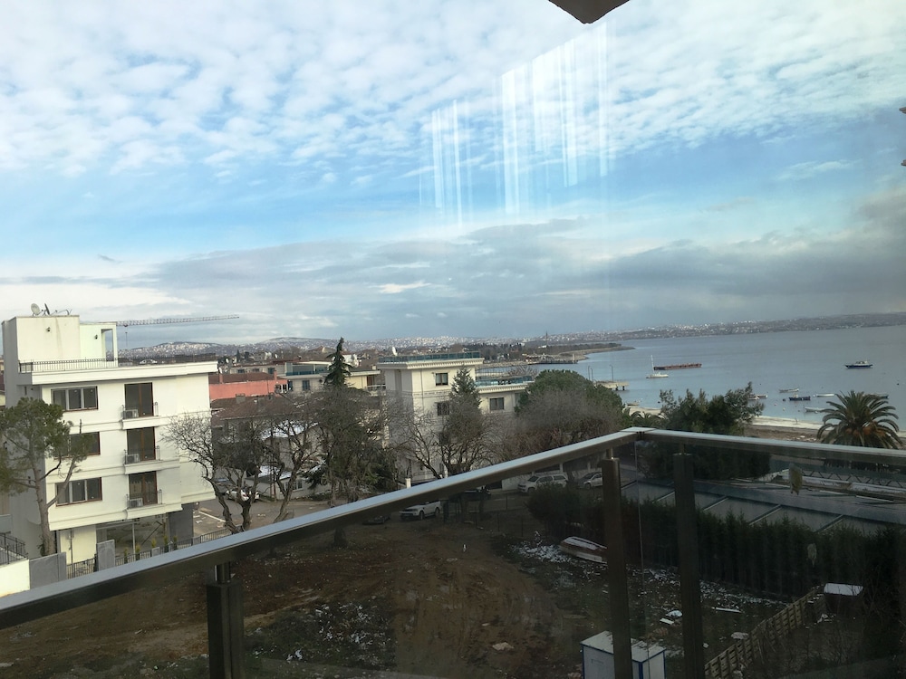 Comfort Apartment, Multiple Beds, Partial Sea View photo 2