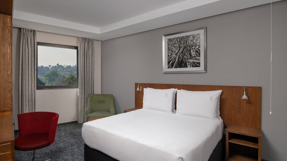 Standard Room, 1 Queen Bed, Accessible photo 1