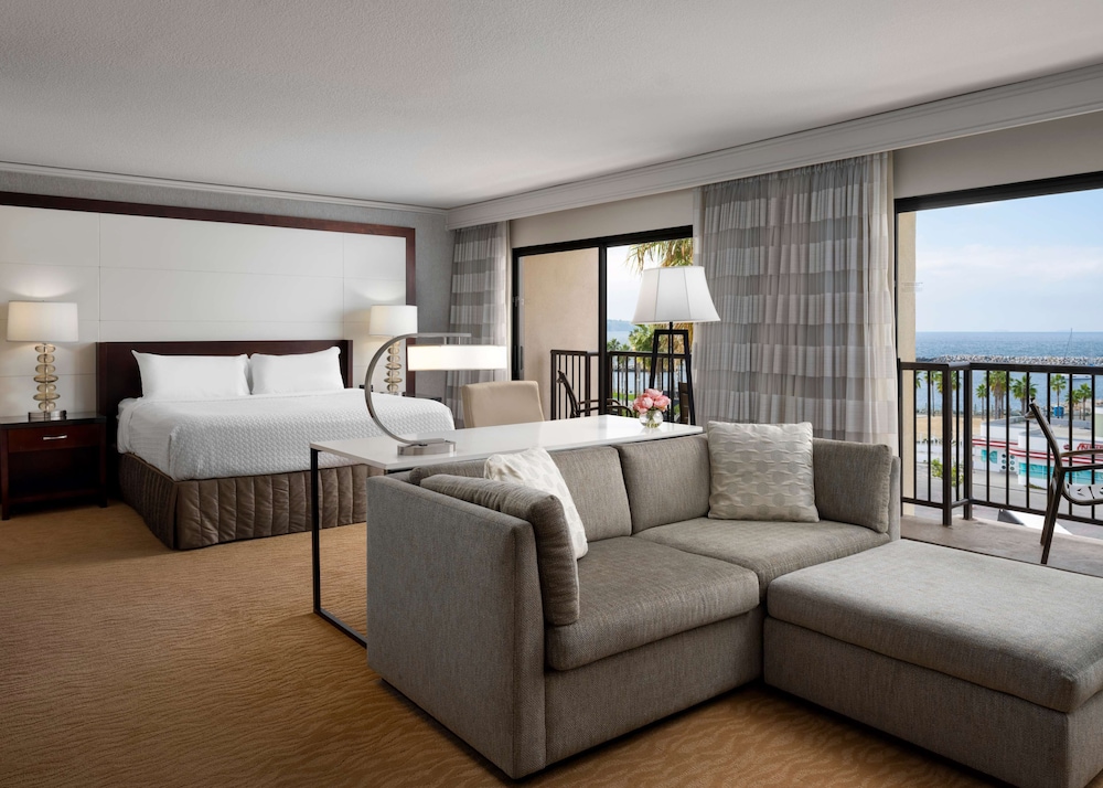 Suite, 1 Queen Bed