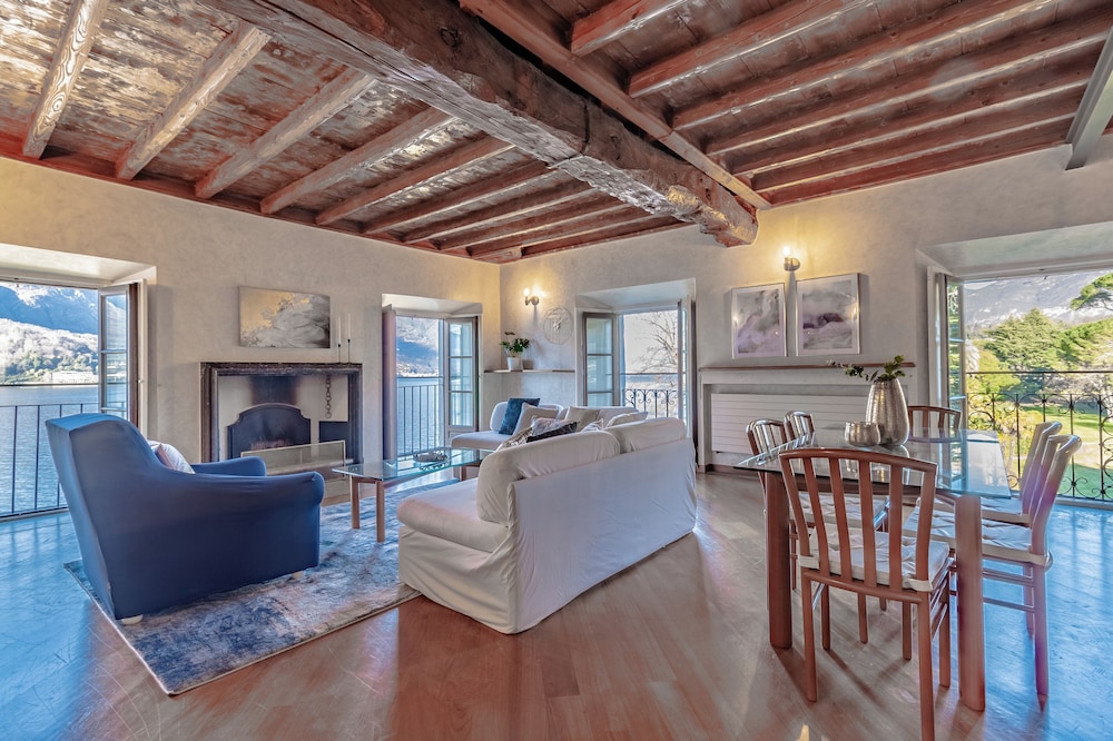Apartment, Lake View