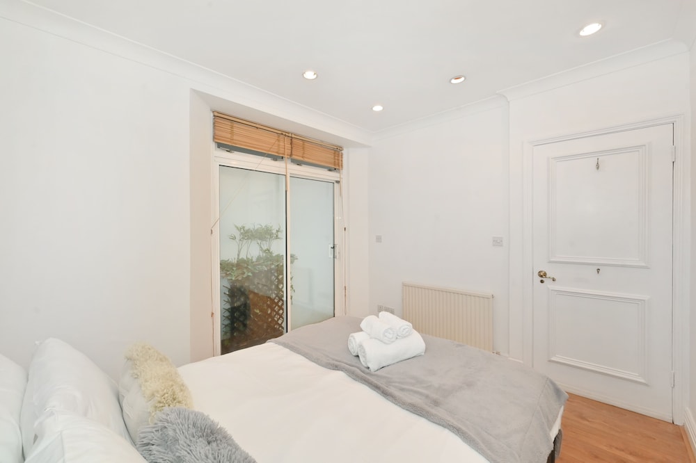Superior Apartment photo 2