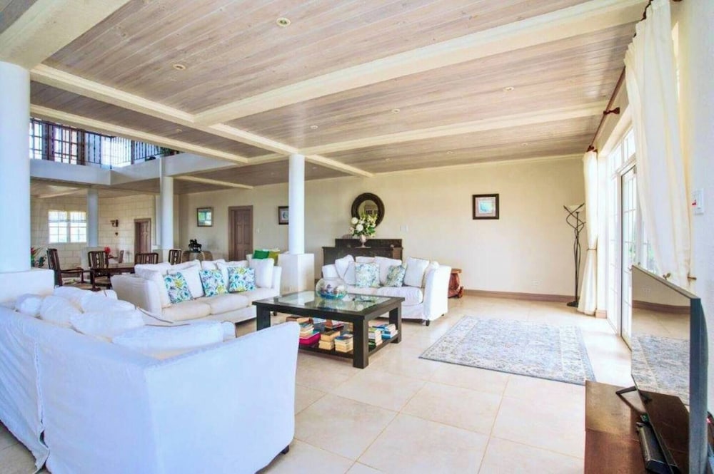 House, 6 Bedrooms, Private Pool, Garden View photo 1