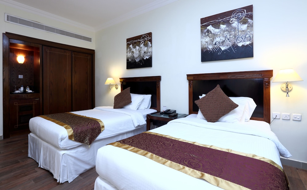 Deluxe Double Room, City View