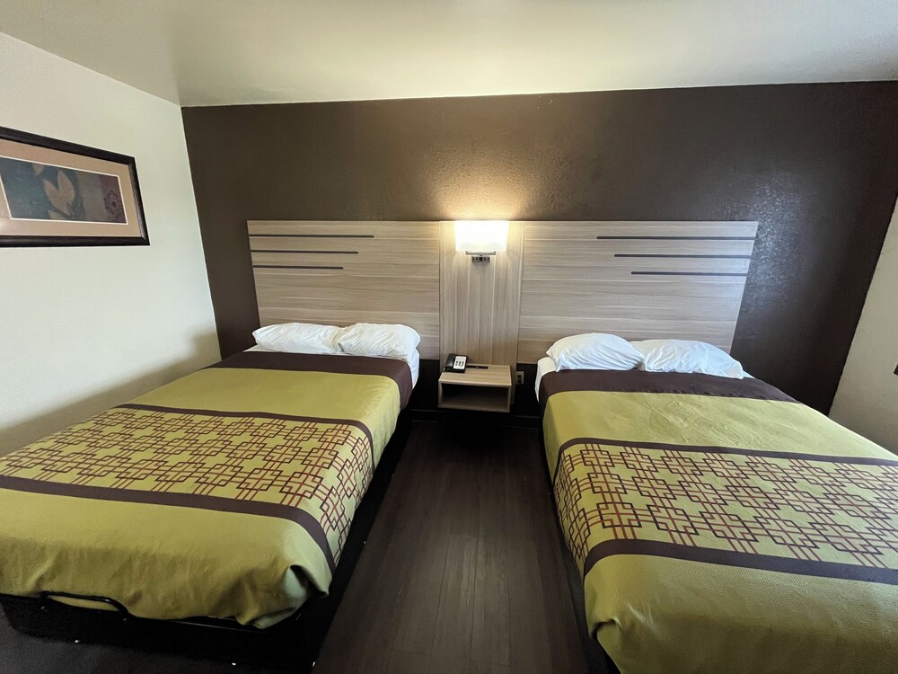 Room, 2 Double Beds, Non Smoking photo 3