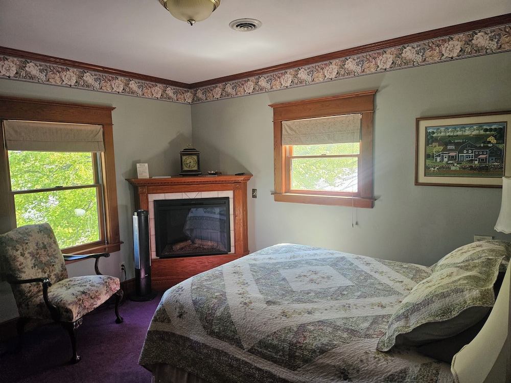 Classic Room, City View