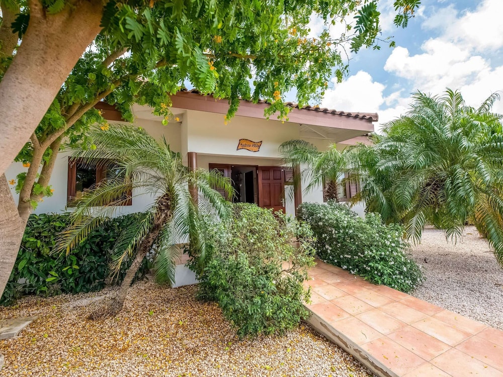 Classic Villa, 5 Bedrooms photo 3