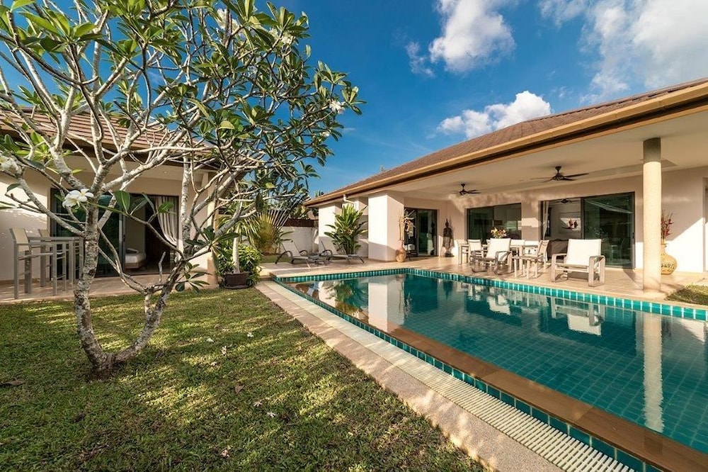 Four Bedrooms Private Pool Villa photo 3