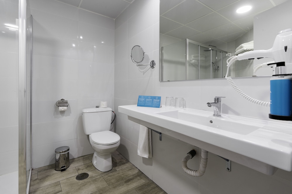 Standard Suite (1 Adult)