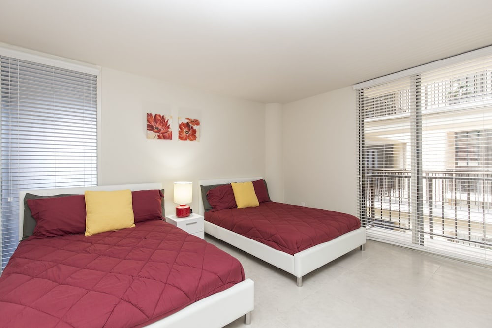 Exclusive Condo, 2 Bedrooms, Non Smoking, Beach View photo 3