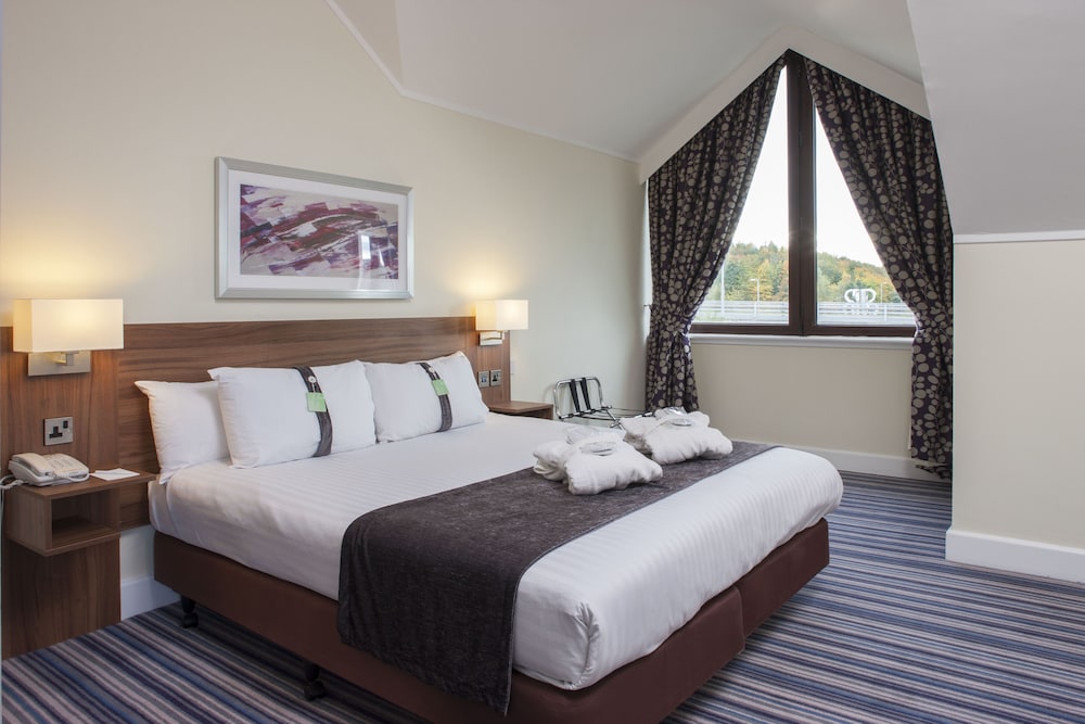 Suite, 1 Double Bed with Sofa bed - Photo 4