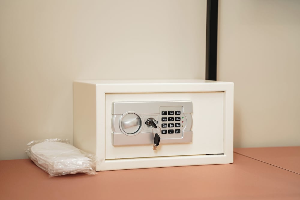 Deluxe Double Room, Balcony, Partial Sea View