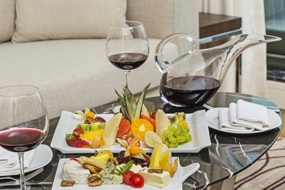 Suite (Golden Horn Bosphorus View) photo 3