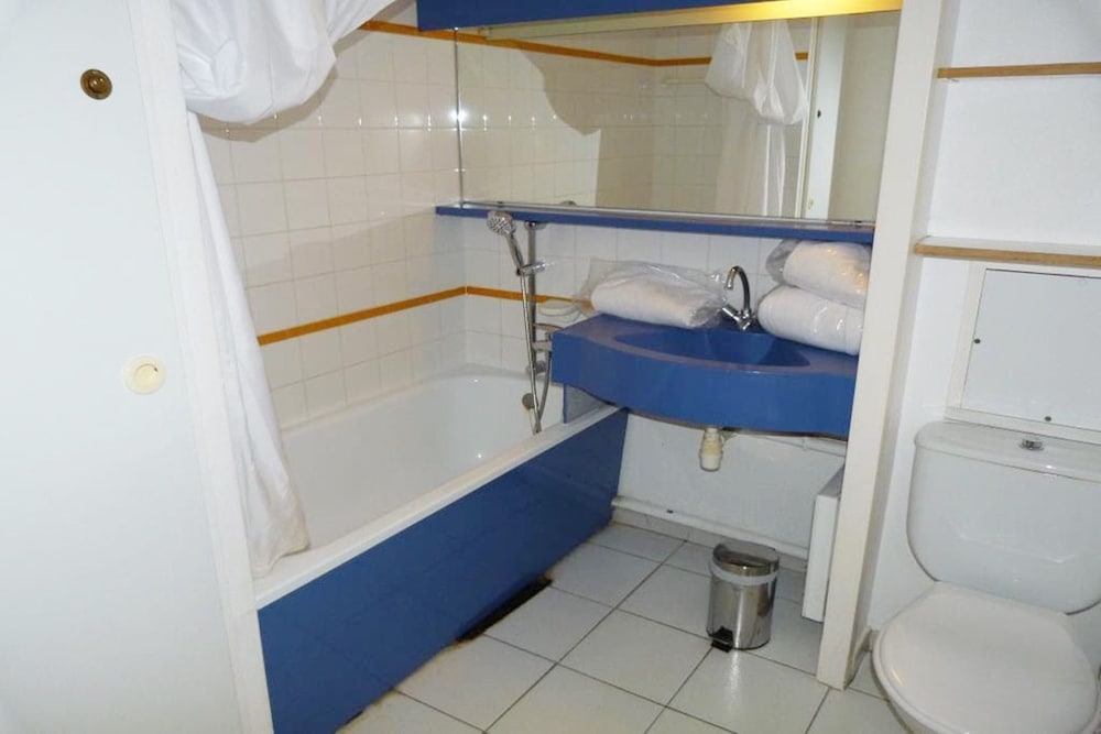Basic Apartment (257la) photo 2
